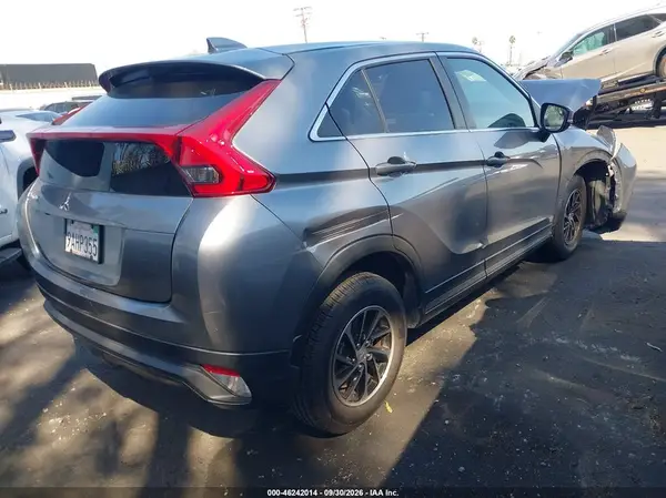 JA4AS3AA9LZ025853 — 2020 Mitsubishi Eclipse Cross, фото 4 с аукциона IAAI, Передняя часть