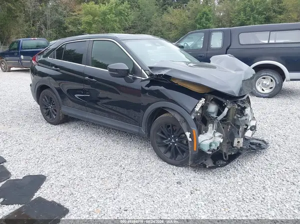 JA4ATVAA7PZ001758 — 2023 Mitsubishi Eclipse Cross, Передняя часть (Front End), фото до ремонта