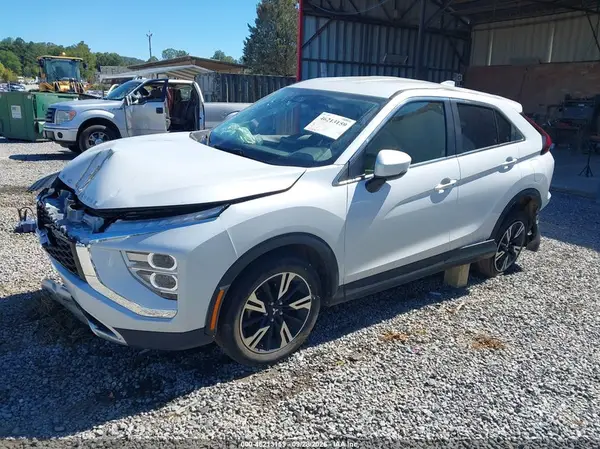 JA4ATWAA2RZ059785 — 2024 Mitsubishi Eclipse Cross, фото 2 с аукциона IAAI, Правый бок