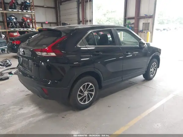JA4ATUAA9SZ048065 — 2025 Mitsubishi Eclipse Cross, фото 4 с аукциона IAAI 06.10.2026, Передняя часть