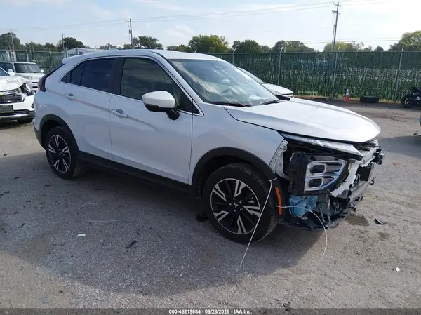 JA4ATWAA1SZ039596 — 2025 Mitsubishi Eclipse Cross, Передняя часть (Front End), фото до ремонта
