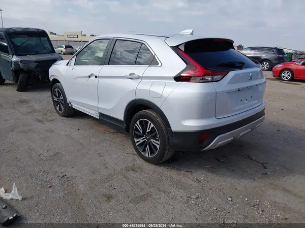 JA4ATWAA1SZ039596 — 2025 Mitsubishi Eclipse Cross, фото 3 с аукциона IAAI 30.09.2026, Передняя часть