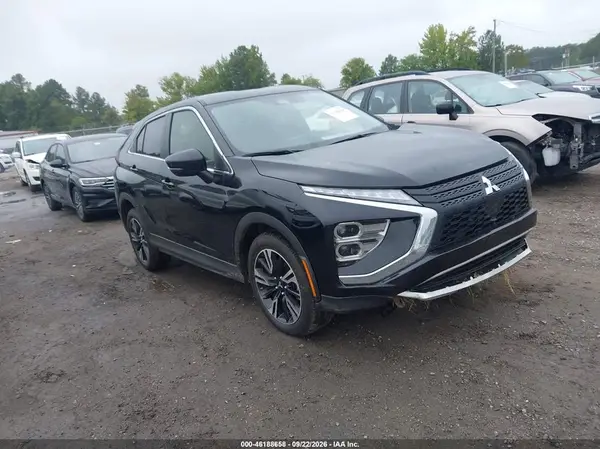 JA4ATWAA1TZ036070 — 2026 Mitsubishi Eclipse Cross, Передняя часть (Front End), фото до ремонта