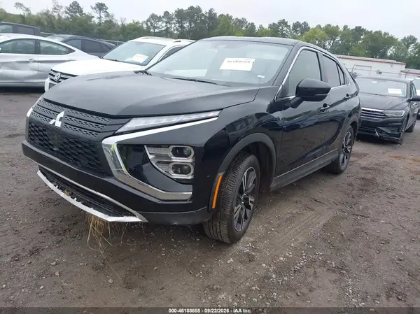 JA4ATWAA1TZ036070 — 2026 Mitsubishi Eclipse Cross, фото 2 с аукциона IAAI, Передняя часть