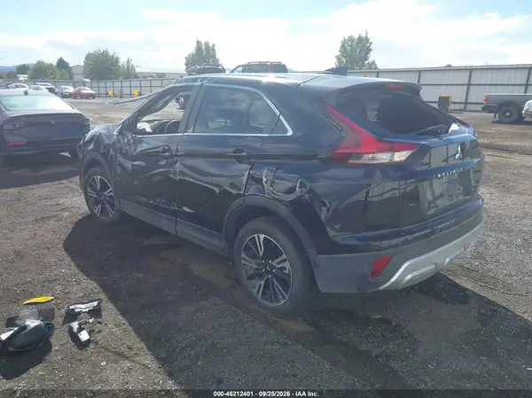 JA4ATWAA8TZ029679 — 2026 Mitsubishi Eclipse Cross, фото 3 с аукциона IAAI 30.09.2026, Повреждения со всех сторон