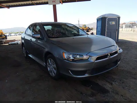 JA32U2FU3FU025820 — 2015 Mitsubishi Lancer ES, Передняя часть слева (Left Front), фото до ремонта