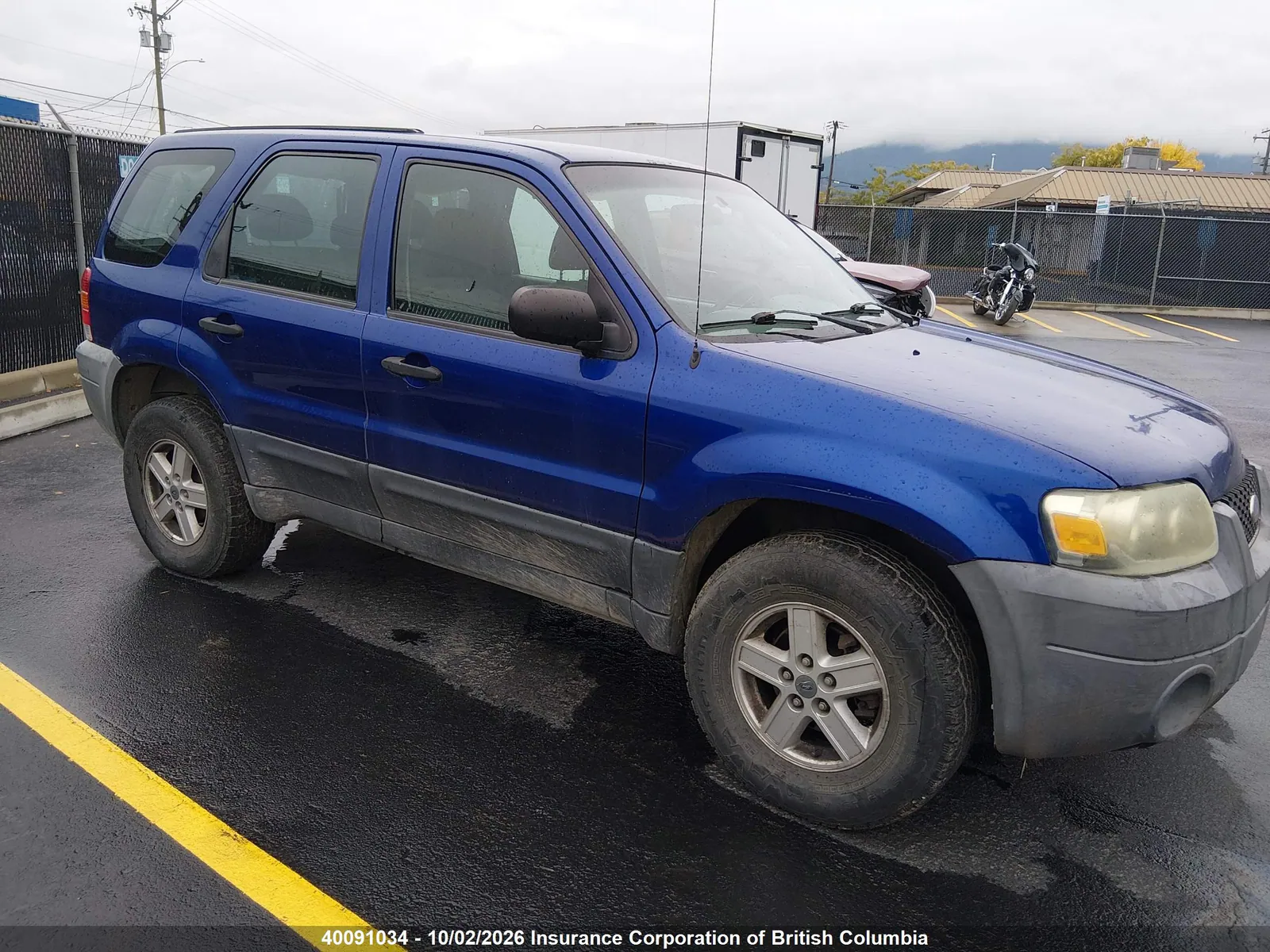 2005 Ford Escape Xls VIN 1FMYU92Z45DA09500 фото 2