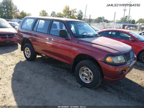 JA4LS21H9YP064350 — 2000 Mitsubishi Montero Sport, Естественный износ, фото до ремонта