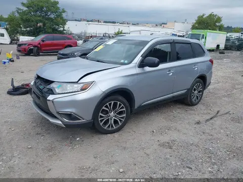 2016 Mitsubishi Outlander Es VIN JA4AZ3A34GZ031028 фото 2