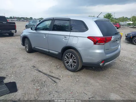 2016 Mitsubishi Outlander Es VIN JA4AZ3A34GZ031028 фото 3