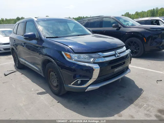 2018 Mitsubishi Outlander Es VIN JA4AZ2A36JJ600817 фото 1