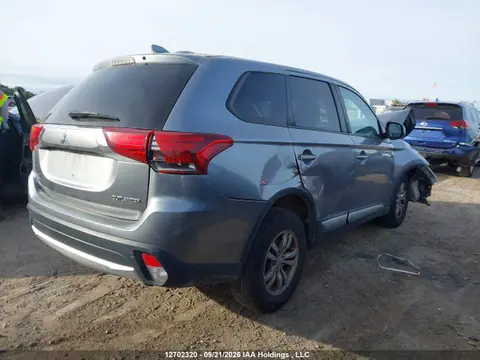 2018 Mitsubishi Outlander Es VIN JA4AZ2A32JZ602548 фото 4