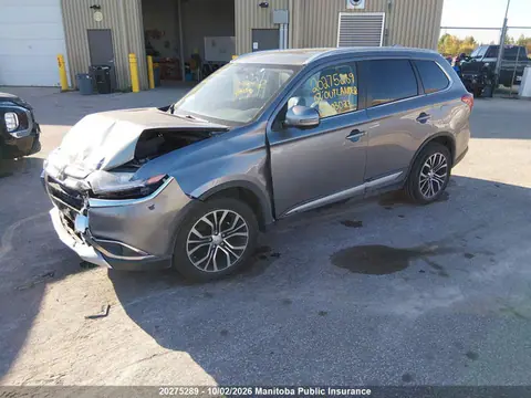 2018 Mitsubishi Outlander Es VIN JA4AZ2A34JZ603023 фото 2