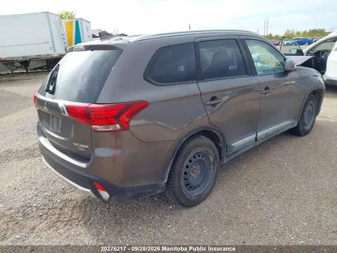 2018 Mitsubishi Outlander Es VIN JA4AZ2A32JZ601481 фото 4