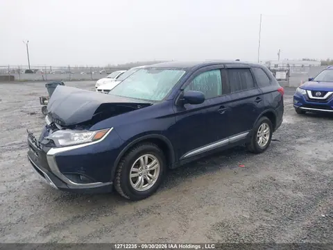 2019 Mitsubishi Outlander Es VIN JA4AZ2A34KZ606280 фото 2