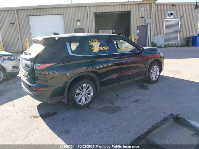 JA4J4UAB9TZ603202 — 2026 Mitsubishi Outlander ES, фото 4 с аукциона IAAI 13.10.2026, Левый бок