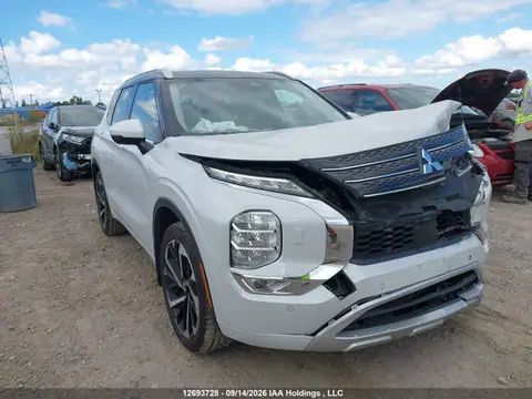 JA4J4WA81RZ633738 — 2024 Mitsubishi Outlander GT/GT Noir/GT Premium, Передняя часть (Front), фото до ремонта