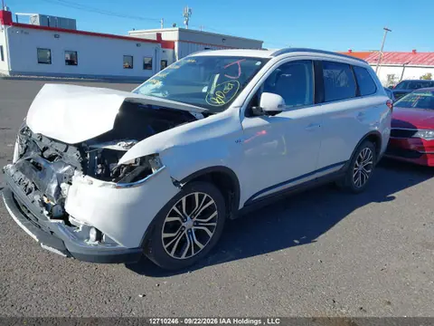 2017 Mitsubishi OUTLANDER GT VIN JA4JZ4AXXHZ600670 фото 2