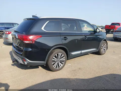 2019 Mitsubishi OUTLANDER GT VIN JA4JZ4AX1KZ052484 фото 4