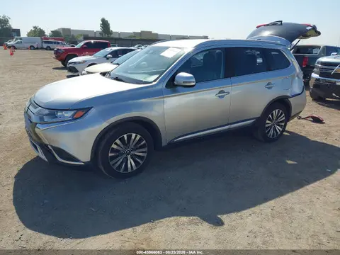 2020 Mitsubishi Outlander Le 2.4/se 2.4/sel 2.4/sp 2.4 VIN JA4AD3A33LZ036648 фото 2