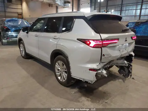 2025 Mitsubishi Outlander Le S-awc/se S-awc/sel S-awc VIN JA4J4VA8XSZ625444 фото 3