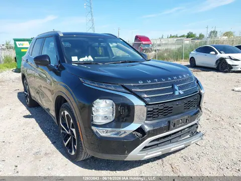 JA4T5VA92RZ624104 — 2024 Mitsubishi Outlander Phev LE/SEL, Передняя часть слева (Left Front), фото до ремонта