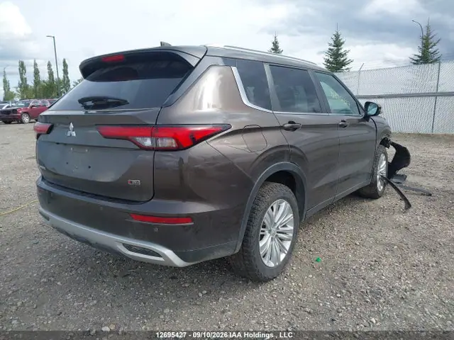 JA4J4UA84NZ614972 — 2022 Mitsubishi Outlander SE/Black Edition, фото 4 с аукциона IAAI 13.10.2026, Передняя часть