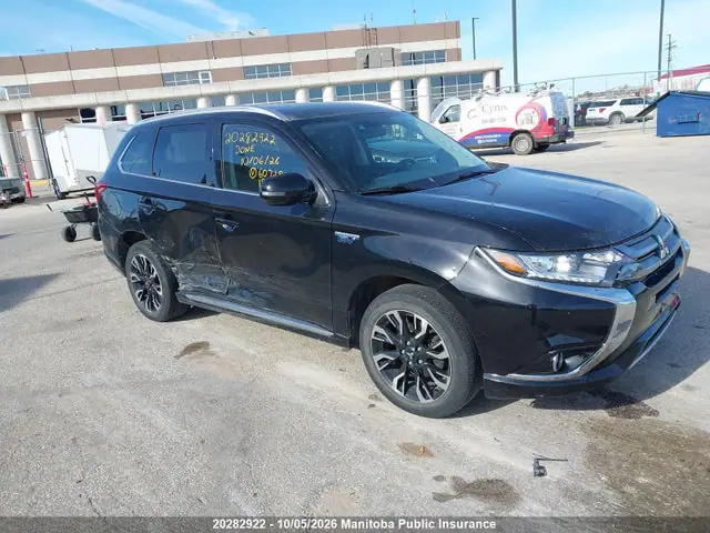 JA4J24A51JZ607290 — 2018 Mitsubishi Outlander SE/GT, Передняя часть (Front), фото до ремонта