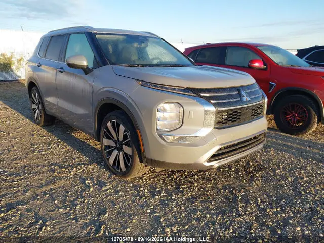 JA4J4VAB3TZ613195 — 2026 Mitsubishi Outlander SE/Trail Edition, Изъят кредитором (Repossession), фото до ремонта