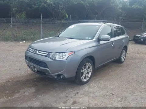 2014 Mitsubishi Outlander Se VIN JA4AZ3A39EZ018353 фото 2