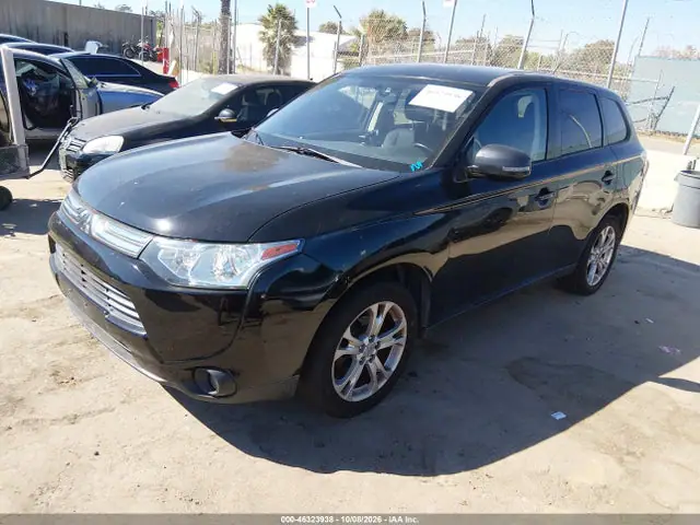 JA4AD3A32EZ015034 — 2014 Mitsubishi Outlander SE, фото 2 с аукциона IAAI 14.10.2026, Естественный износ