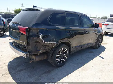 2018 Mitsubishi Outlander Se VIN JA4AZ3A32JJ002391 фото 4
