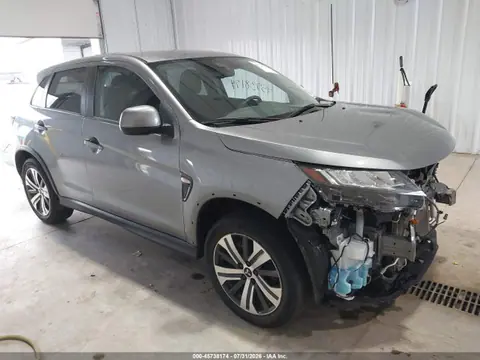 JA4ARUAU7NU010022 — 2022 Mitsubishi Outlander Sport 2.0 ES Awc, Передняя часть (Front End), фото до ремонта