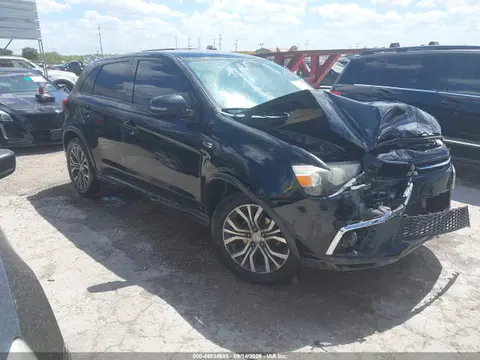 JA4AP3AU5JZ009710 — 2018 Mitsubishi Outlander Sport 2.0 ES, Повреждение двигателя (Engine Damage), фото до ремонта