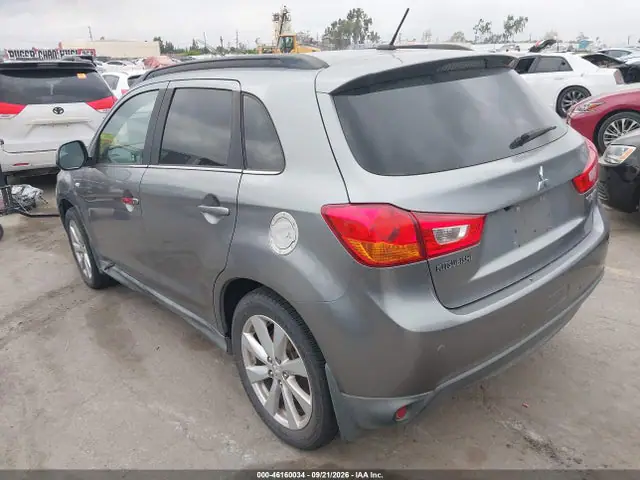 4A4AP4AU6EE012133 — 2014 Mitsubishi Outlander Sport SE, фото 3 с аукциона IAAI 30.09.2026, Естественный износ