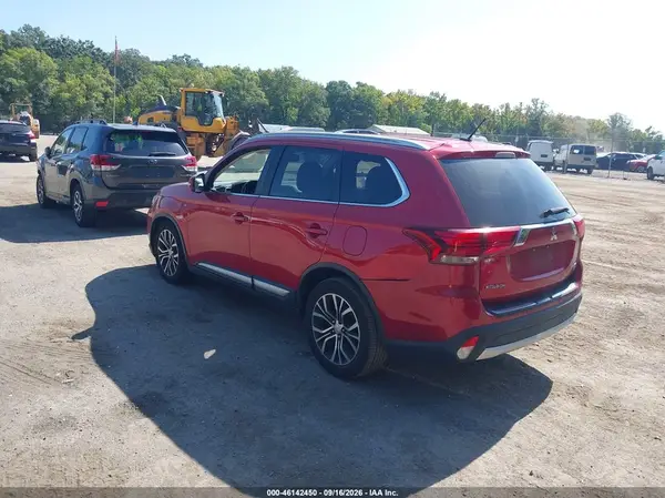 JA4JZ4AX8GZ021451 — 2016 Mitsubishi Outlander, фото 3 с аукциона IAAI 13.10.2026, Естественный износ