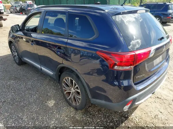 JA4AZ3A35GZ026176 — 2016 Mitsubishi Outlander, фото 3 с аукциона IAAI 07.10.2026, Естественный износ