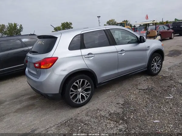 JA4AP3AU7GZ065155 — 2016 Mitsubishi Outlander, фото 4 с аукциона IAAI, Естественный износ