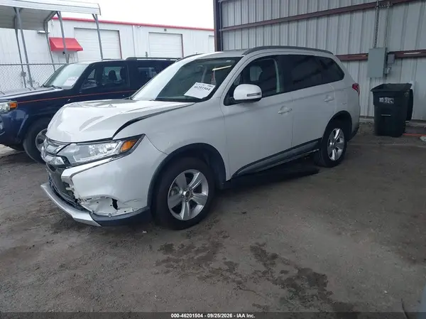 2017 MITSUBISHI OUTLANDER VIN JA4AD3A30HZ041183 фото 2