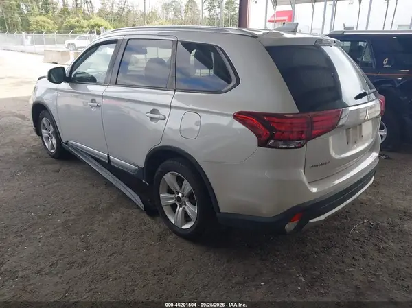 2017 MITSUBISHI OUTLANDER VIN JA4AD3A30HZ041183 фото 3