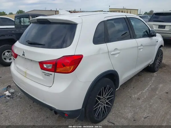 2017 MITSUBISHI OUTLANDER VIN JA4AR3AU7HZ038646 фото 4