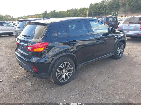 JA4AR3AU9JU022130 — 2018 Mitsubishi Outlander, фото 4 с аукциона IAAI, Передняя часть