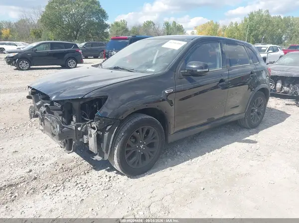 JA4AR3AU5JU005342 — 2018 Mitsubishi Outlander, фото 2 с аукциона IAAI, Передняя часть
