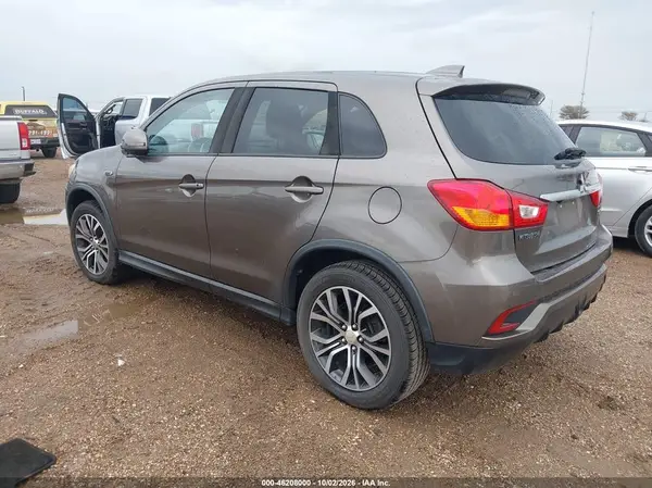 JA4AR3AU5JZ016229 — 2018 Mitsubishi Outlander, фото 3 с аукциона IAAI 24.09.2026, Передняя часть слева