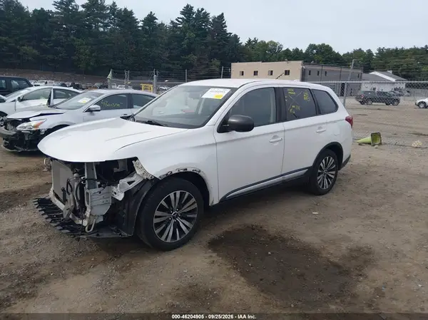 JA4AD2A31KZ003589 — 2019 Mitsubishi Outlander, фото 2 с аукциона IAAI, Передняя часть
