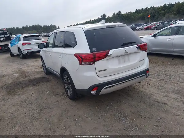 JA4AD2A31KZ003589 — 2019 Mitsubishi Outlander, фото 3 с аукциона IAAI, Передняя часть