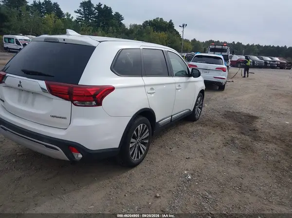 JA4AD2A31KZ003589 — 2019 Mitsubishi Outlander, фото 4 с аукциона IAAI, Передняя часть
