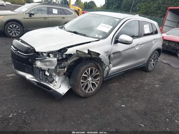 JA4AR3AU8KU031631 — 2019 Mitsubishi Outlander, фото 2 с аукциона IAAI, Левый и правый бока