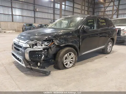 2020 Mitsubishi Outlander VIN JA4AZ2A36LZ604807 фото 2