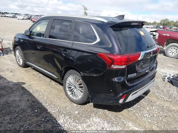JA4J24A5XLZ009718 — 2020 Mitsubishi Outlander, фото 3 с аукциона IAAI, Левый бок